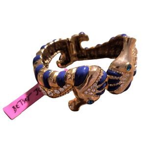 Betsey Johnson Seahorse Clasp Bracelet
